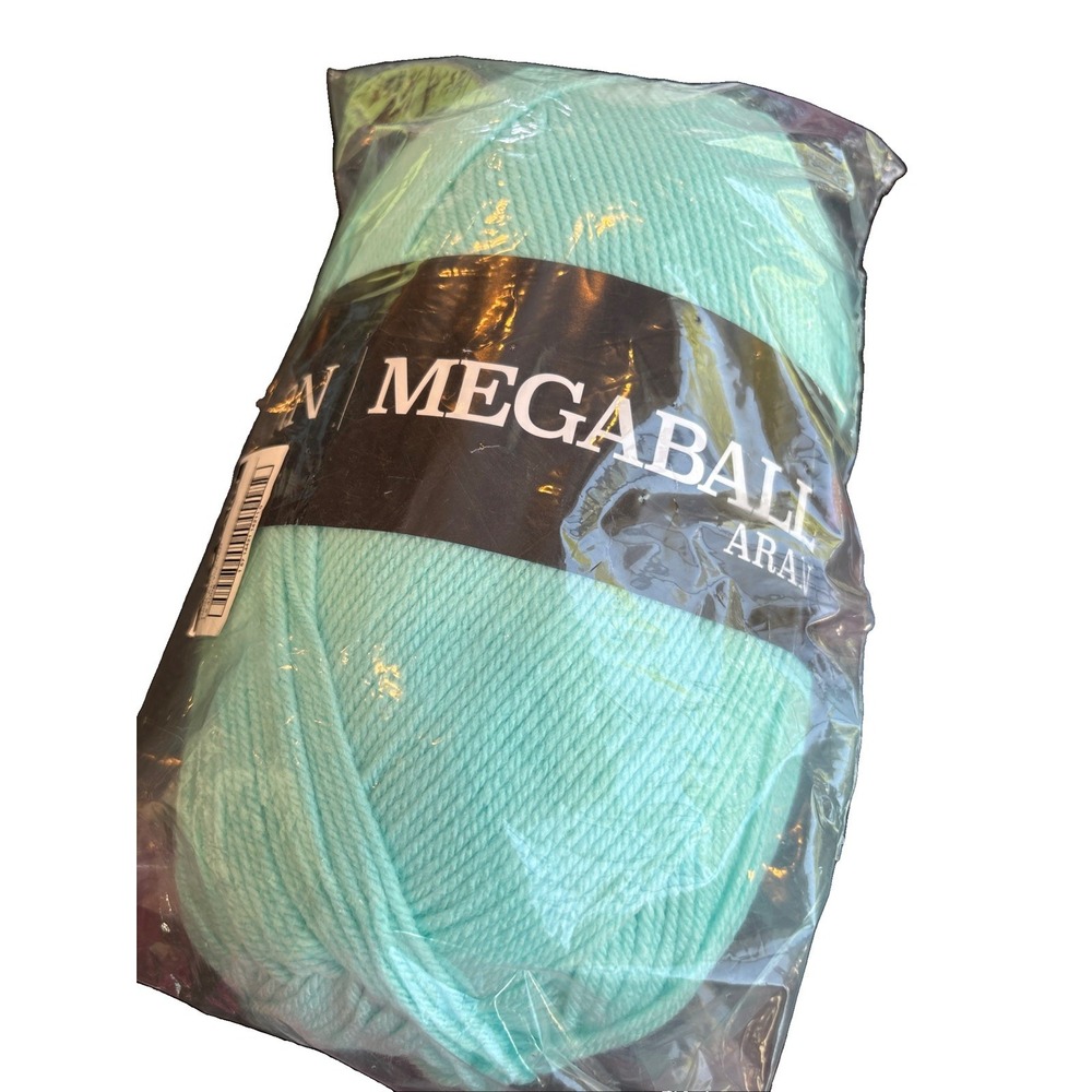 NEW Hobbii We Love Yarn, MegaBall Aran, 100% Acrylic, Seafoam Green 35, 765 yds